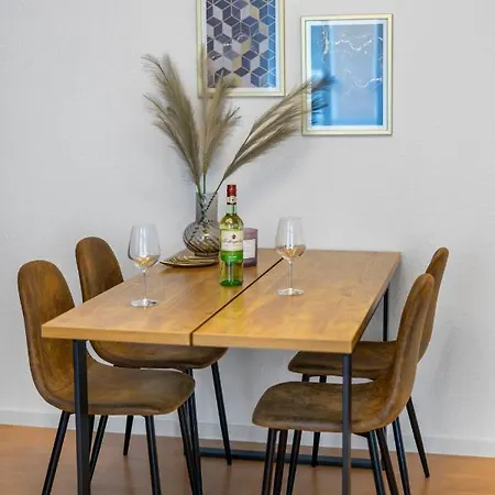 Διαμέρισμα Levax Living - 61 Qm - Cozy - Close To The Λειψία