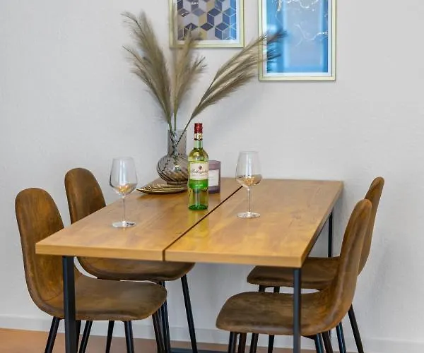 Διαμέρισμα Levax Living - 61 Qm - Cozy - Close To The Λειψία